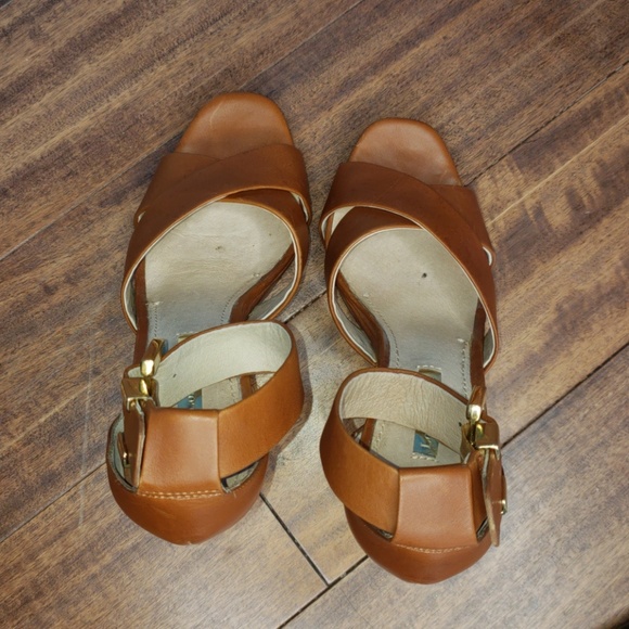 Louise et cie Cognac "Barbados" Platform Sandals - Picture 5 of 8